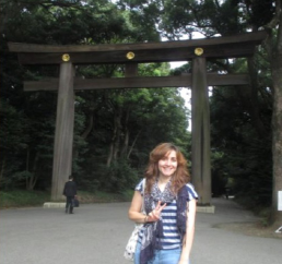 רחל רואס - זוכת מלגת אוטווה ביפן